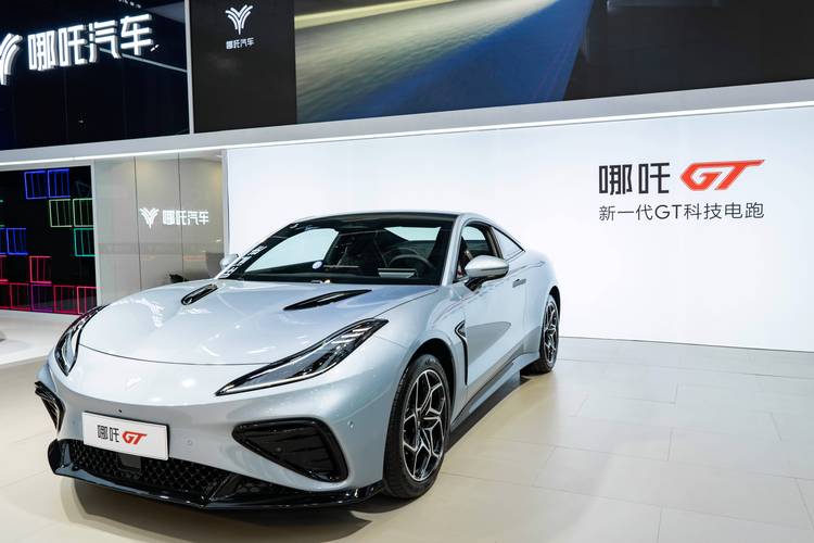 广州越秀区阳福贝企业管理咨询哪吒汽车在智能汽车领域的表现，领途汽车在新能源汽车市场中的影响力